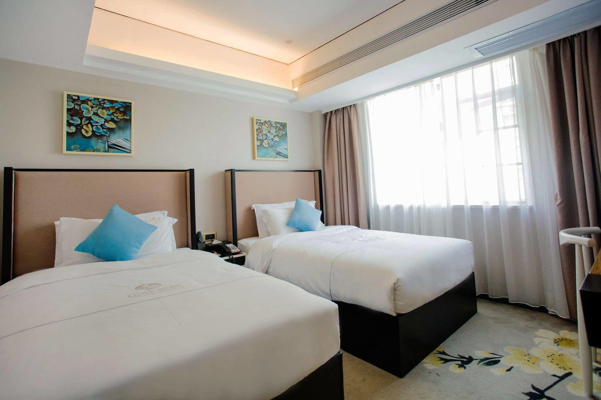 Insail Hotels Zhujiang New Town Jinan University Branch Cantão Exterior foto