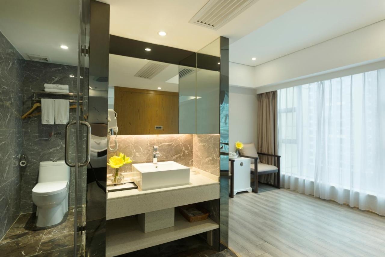 Insail Hotels Zhujiang New Town Jinan University Branch Cantão Exterior foto